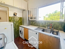 Appartement à vendre 4 pièces PORQUEROLLES (83), rare à la vente appartement 2 terasses et cave, vue et calme.