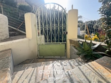 Maison à vendre 6 pièces LE LAVANDOU (83), 4 chambres, vue dégagée et de nombreuses terrasses.
