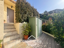 Maison à vendre 6 pièces LE LAVANDOU (83), 4 chambres, vue dégagée et de nombreuses terrasses.