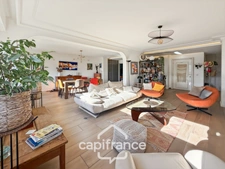 Appartement à vendre 4 pièces HYERES (83) - 147m2- 4ème et dernièr Etage- Accès direct GARAGE