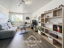 Appartement à vendre 3 pièces LA FARLEDE (83), 58m2 au calme à pied du village de la Farlède.