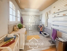 House for sale 8 rooms HYERES (83) - Exceptional panoramic sea view - Double garage - Elevator