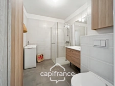 Appartement à vendre 1 pièces BORMES LES MIMOSAS (83), résidence standing, Terrasse sud + PARKING COUVERT + CAVE