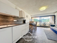 Appartement à vendre 3 pièces  (83), Bormes les mimosas, la Favière, T3 avec Parking, dernier étage et vue mer.