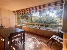 Dpt Var (83), à vendre  appartement T2 au port - au clame - Terrasse couverte de 12m².
