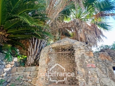 Maison à vendre 6 pièces HYERES (83) - Charme de l'ancien - 4 chambres - 200m2 habitables - Piscine - possibilité 2 appartements.
