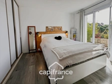 Maison à vendre 6 pièces LE LAVANDOU (83), 4 chambres, vue dégagée et de nombreuses terrasses.