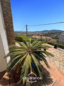 House for sale 8 rooms HYERES (83) - Exceptional panoramic sea view - Double garage - Elevator