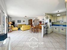 Appartement à vendre 4 pièces HYERES (83), Costebelle, Parc de la Luquette, Dernier étage, vue Mer. DOUBLE GARAGE.
