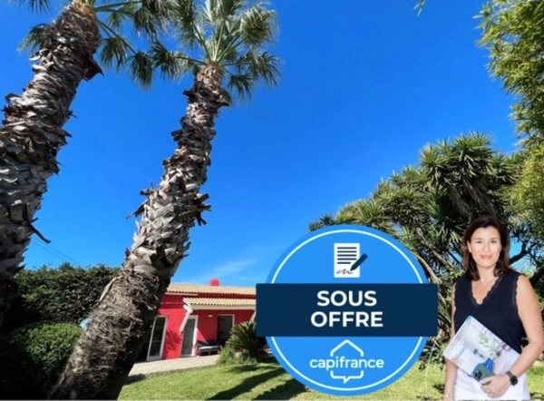 Dpt Var (83), à vendre HYERES Villa sans vis à vis- 1000m² de terrain - 3 chambres  - piscine - jardin - GARAGE.