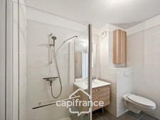 Appartement à vendre 1 pièces BORMES LES MIMOSAS (83), résidence standing, Terrasse sud + PARKING COUVERT + CAVE