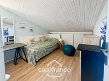 Maison à vendre 8 pièces LA CRAU (83) - Sur la place du Village - lumineuse - 165m²