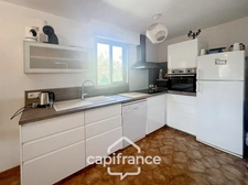 Dpt Var (83), à vendre  appartement T2 au port - au clame - Terrasse couverte de 12m².