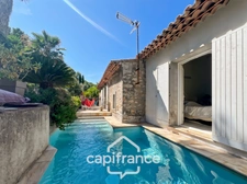 Maison à vendre 6 pièces HYERES (83) - Charme de l'ancien - 4 chambres - 200m2 habitables - Piscine - possibilité 2 appartements.