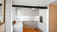 Maison à vendre 8 pièces LA CRAU (83) - Sur la place du Village - lumineuse - 165m²