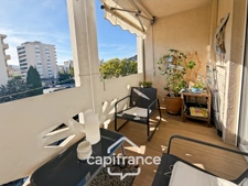 Appartement à vendre 4 pièces HYERES (83) - 147m2- 4ème et dernièr Etage- Accès direct GARAGE
