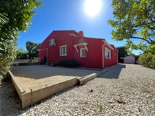 Dpt Var (83), à vendre HYERES Villa sans vis à vis- 1000m² de terrain - 3 chambres  - piscine - jardin - GARAGE.