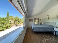 Dpt Var (83), à vendre HYERES Villa sans vis à vis- 1000m² de terrain - 3 chambres  - piscine - jardin - GARAGE.