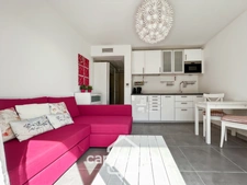 Appartement à vendre 1 pièces BORMES LES MIMOSAS (83), résidence standing, Terrasse sud + PARKING COUVERT + CAVE