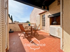Appartement à vendre 4 pièces PORQUEROLLES (83), rare à la vente appartement 2 terasses et cave, vue et calme.