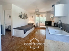 Dpt Var (83), à vendre  appartement T2 au port - au clame - Terrasse couverte de 12m².