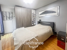 Appartement à vendre 4 pièces LA SEYNE SUR MER (83), grand T4 de 81m2 - Loggia -  Cave.