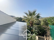 Maison à vendre 6 pièces LE LAVANDOU (83), 4 chambres, vue dégagée et de nombreuses terrasses.