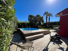 Dpt Var (83), à vendre HYERES Villa sans vis à vis- 1000m² de terrain - 3 chambres  - piscine - jardin - GARAGE.