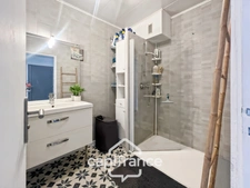 Appartement à vendre 3 pièces LA FARLEDE (83), 58m2 au calme à pied du village de la Farlède.
