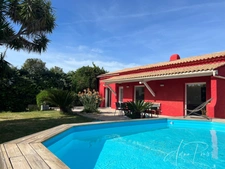 Dpt Var (83), à vendre HYERES Villa sans vis à vis- 1000m² de terrain - 3 chambres  - piscine - jardin - GARAGE.