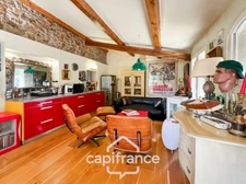 Maison à vendre 6 pièces HYERES (83) - Charme de l'ancien - 4 chambres - 200m2 habitables - Piscine - possibilité 2 appartements.