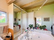 Maison à vendre 6 pièces HYERES (83) - Charme de l'ancien - 4 chambres - 200m2 habitables - Piscine - possibilité 2 appartements.