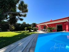 Dpt Var (83), à vendre HYERES Villa sans vis à vis- 1000m² de terrain - 3 chambres  - piscine - jardin - GARAGE.