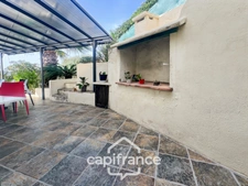 Maison à vendre 6 pièces LE LAVANDOU (83), 4 chambres, vue dégagée et de nombreuses terrasses.