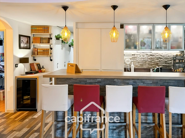 Appartement à vendre 4 pièces LA SEYNE SUR MER (83), grand T4 de 81m2 - Loggia -  Cave.