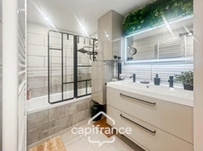 Appartement à vendre 4 pièces LA SEYNE SUR MER (83), grand T4 de 81m2 - Loggia -  Cave.