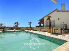 House for sale 8 rooms HYERES (83) - Exceptional panoramic sea view - Double garage - Elevator