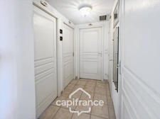 Appartement à vendre 4 pièces HYERES (83), Costebelle, Parc de la Luquette, Dernier étage, vue Mer. DOUBLE GARAGE.