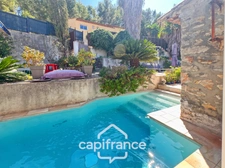 Maison à vendre 6 pièces HYERES (83) - Charme de l'ancien - 4 chambres - 200m2 habitables - Piscine - possibilité 2 appartements.