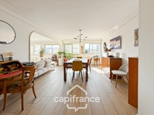 Appartement à vendre 4 pièces HYERES (83) - 147m2- 4ème et dernièr Etage- Accès direct GARAGE