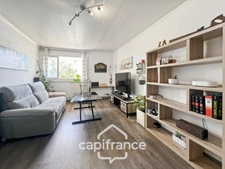 Appartement à vendre 3 pièces LA FARLEDE (83), 58m2 au calme à pied du village de la Farlède.