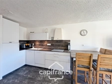 Appartement à vendre 3 pièces  (83), Bormes les mimosas, la Favière, T3 avec Parking, dernier étage et vue mer.