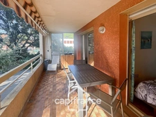 Dpt Var (83), à vendre  appartement T2 au port - au clame - Terrasse couverte de 12m².