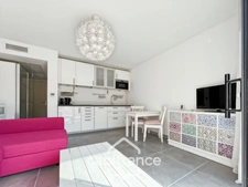Appartement à vendre 1 pièces BORMES LES MIMOSAS (83), résidence standing, Terrasse sud + PARKING COUVERT + CAVE