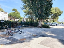 Dpt Var (83), à vendre  appartement T2 au port - au clame - Terrasse couverte de 12m².