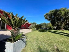 Dpt Var (83), à vendre HYERES Villa sans vis à vis- 1000m² de terrain - 3 chambres  - piscine - jardin - GARAGE.