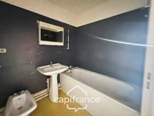 Apartment for sale 3 rooms TOULON (83) - La Rode - Le Toucan - 10th floor and Garage.