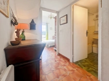 Appartement à vendre 4 pièces PORQUEROLLES (83), rare à la vente appartement 2 terasses et cave, vue et calme.