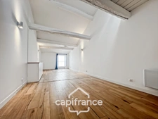 Appartement à vendre 3 pièces HYERES (83), Duplex rénové de 66,55m2, Rue Massillon.