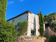House for sale 6 rooms HYERES (83) - Old world charm - 4 bedrooms - 200m2 living space - Swimming pool - possibility of 2 apartments.